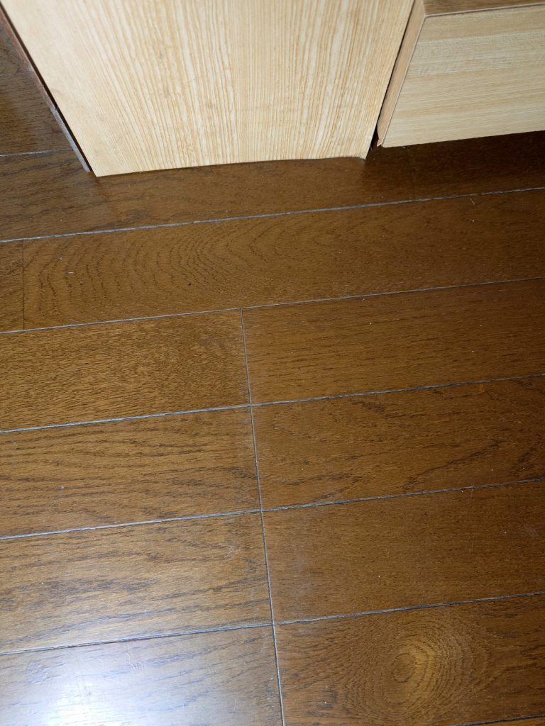フローリングのリペア補修
