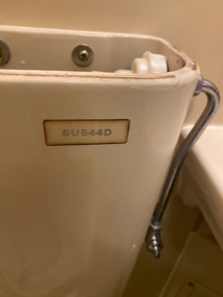 貯水タンクの清掃もします