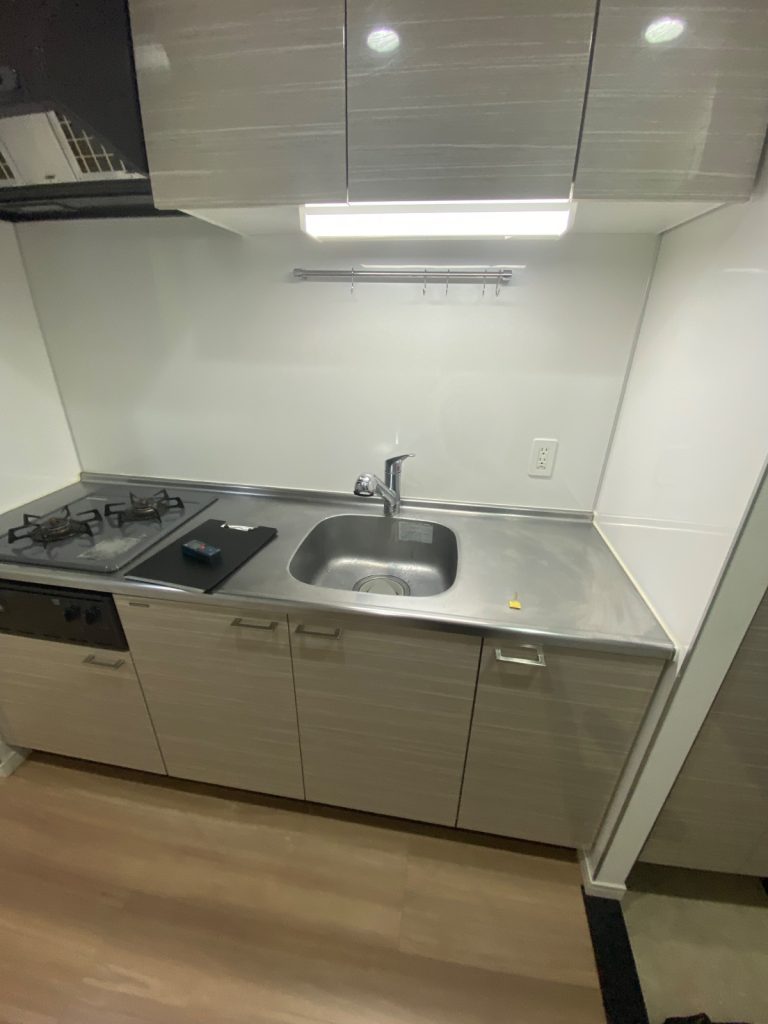 荒川区マンションクロスクリーニング作業前