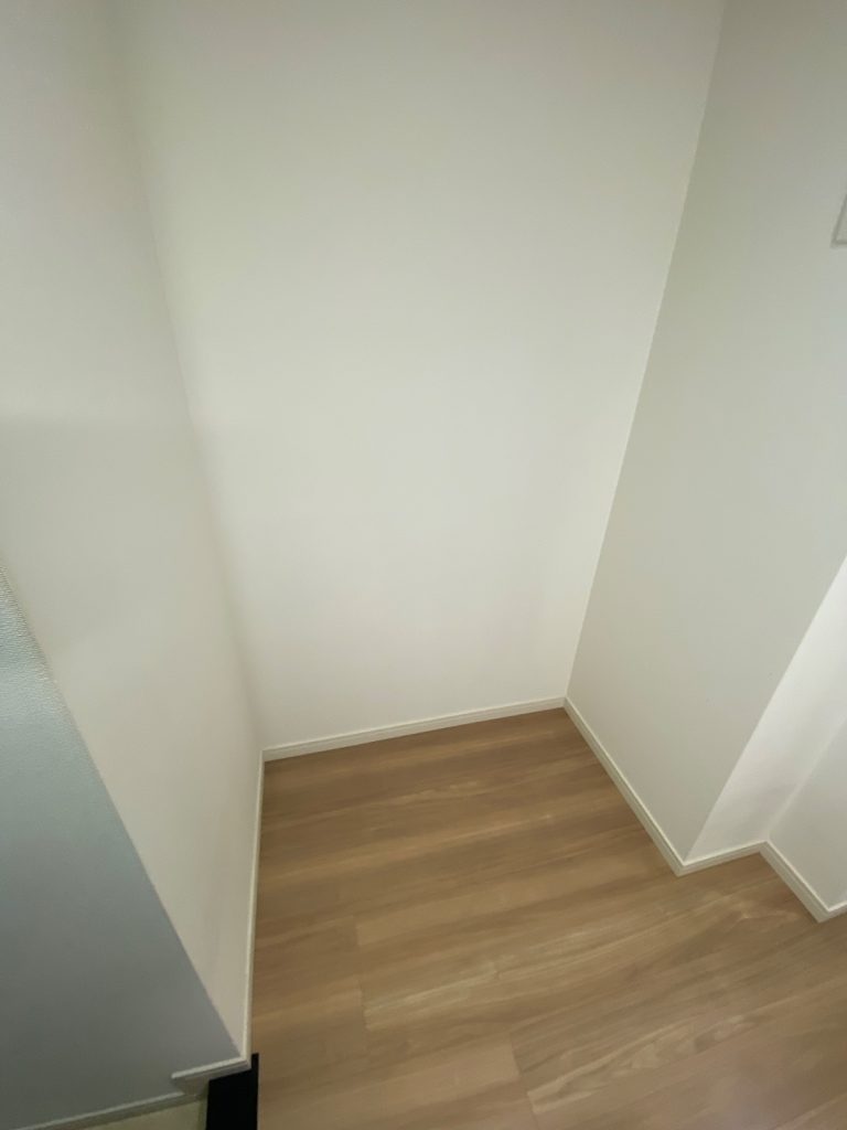 荒川区マンションクロスクリーニング作業前