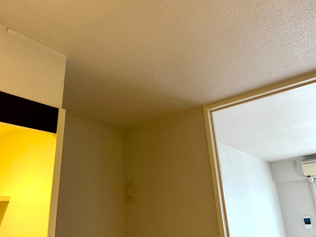 府中市マンション　クロス洗浄後