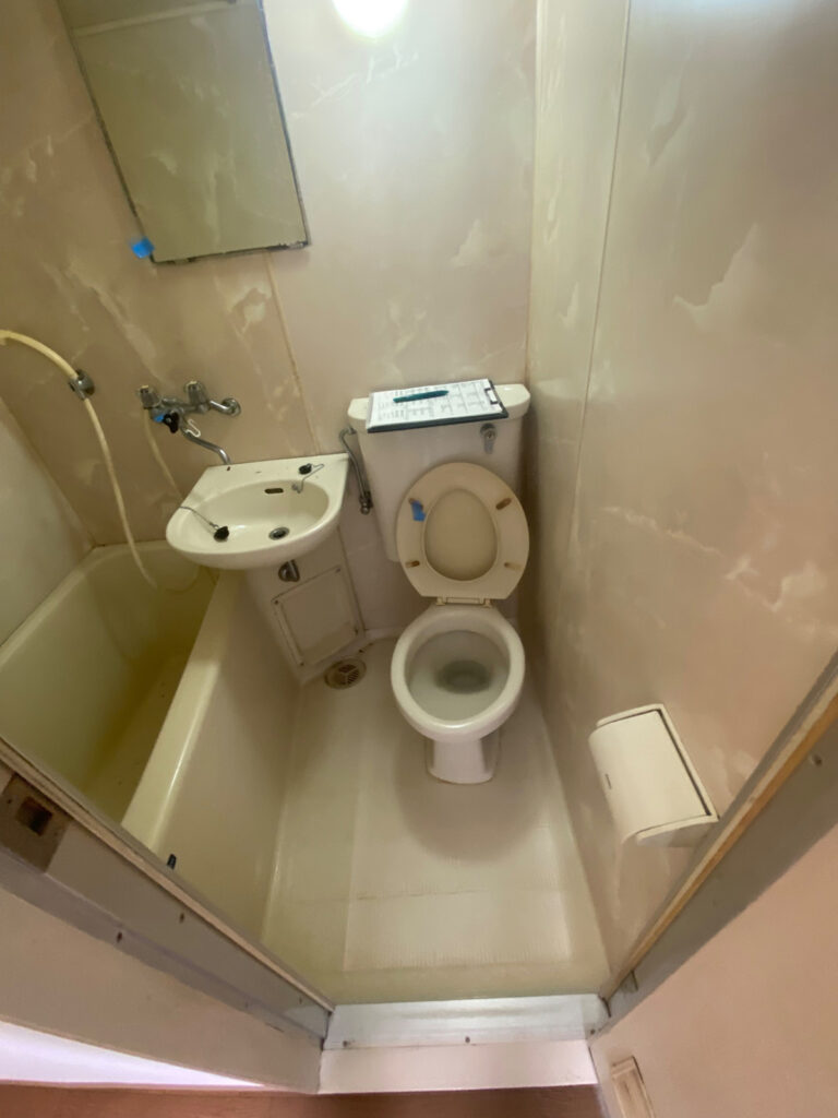 神奈川県横浜市マンションクロス再生・原状回復工事